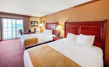 Deluxe Room, 2 Queen Beds, Balcony, Lake View