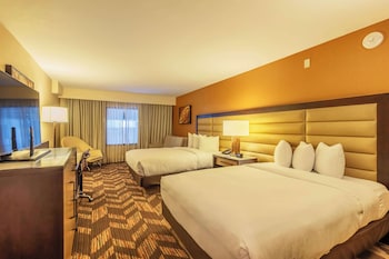 Room, 2 Queen Beds, Non Smoking (Larger Room)