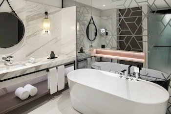 Club Suite, 1 Bedroom, Sea View