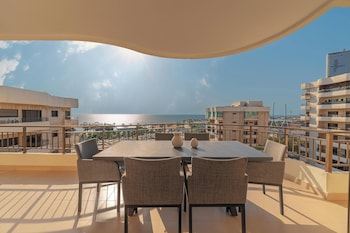 Apartment, 4 Bedrooms, Sea View (Balcony)
