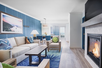 Suite, Balcony (Good Vibes)