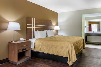 Standard Room, 1 King Bed, Non Smoking