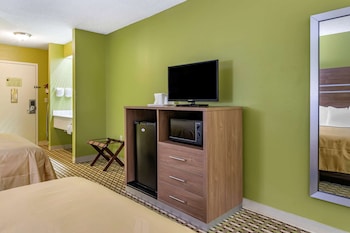 Room, 2 Queen Beds, Non Smoking