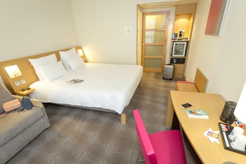 Executive Room, 1 Double Bed with Sofa bed