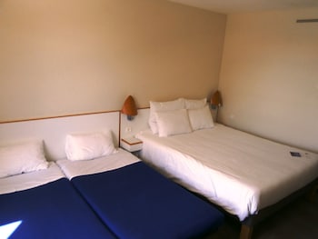 Standard Room, Multiple Beds