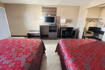 Room, 2 Queen Beds, Non Smoking
