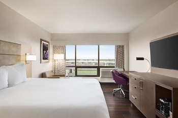 One King Bed, Non-Smoking, Roll In Shower