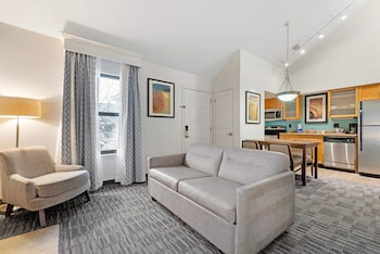 Suite, Multiple Beds, Non Smoking
