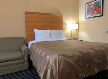 Room, 1 Queen Bed, Accessible, Non Smoking (Roll-In Shower)