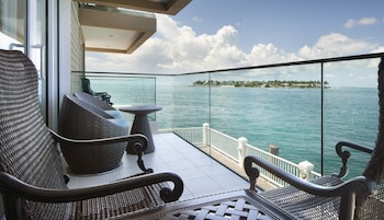 Suite (Dockside)