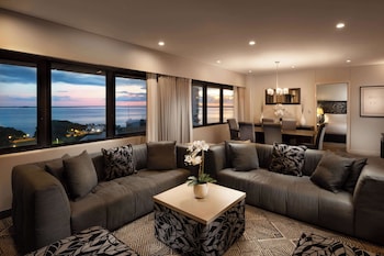 King Premier Suite