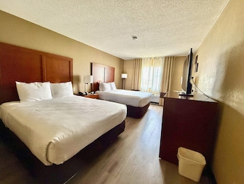 Standard Room, 2 Queen Beds, Non Smoking