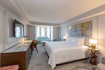 Room, 1 King Bed, Tower