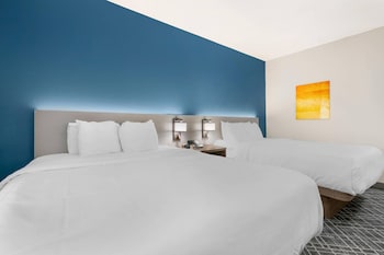 Room, 2 Queen Beds, Accessible, Non Smoking