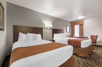 Standard Room, 2 Double Beds, Smoking