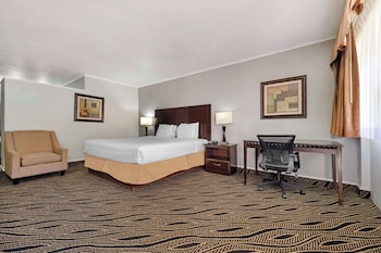 Standard Room, 1 King Bed, Non Smoking