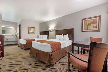 Standard Room, 2 Double Beds, Smoking