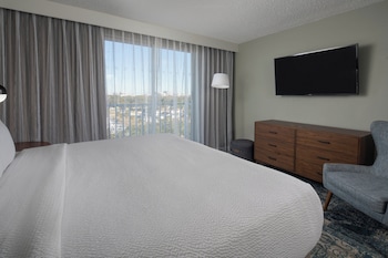 Suite, 1 Bedroom (Mobility Accessible, Tub)