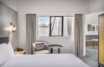 Junior Suite, 1 King Bed, Non Smoking