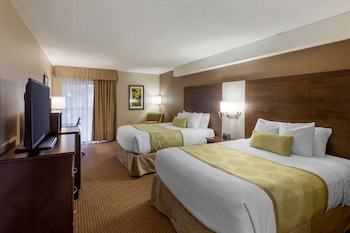 Standard Room, 2 Queen Beds, Non Smoking (Atrium View)