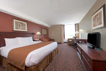 Room, 1 King Bed, Non Smoking, City View