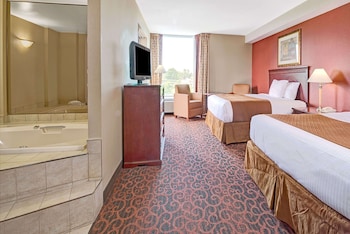 Deluxe Studio Suite, 2 Queen Beds, Non Smoking