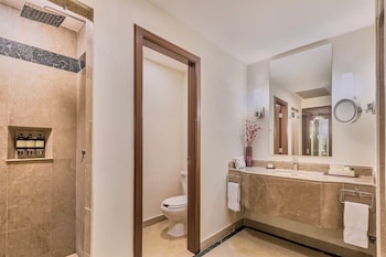 Junior Suite, 1 King Bed