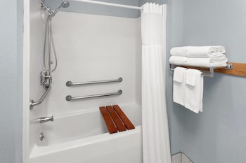 Room, 2 Double Beds, Accessible, Non Smoking (Mobility, Tub w/ Grab Bars)