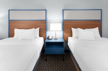 Room, 2 Double Beds, Accessible, Non Smoking (Mobility, Tub w/ Grab Bars)