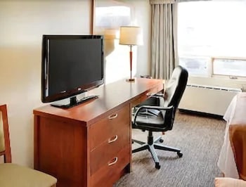 Room, 2 Queen Beds, Non Smoking
