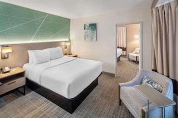Suite, 2 Queen Beds, Non Smoking
