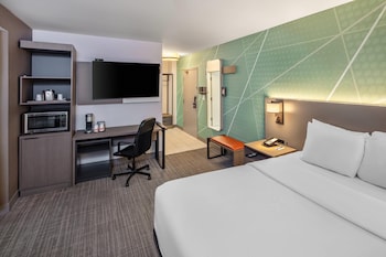 Suite, 2 Queen Beds, Non Smoking