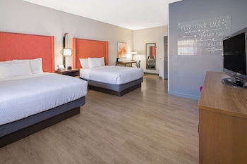 Room, 2 Queen Beds, Non Smoking