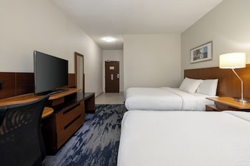 Room, 2 Queen Beds (Mobility/Hearing Accessible, Tub)