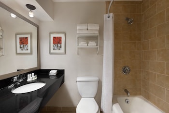 Room, 2 Queen Beds, Non Smoking (Patio/Balcony & Water View)