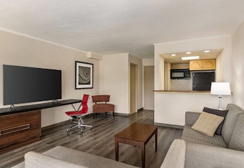 Suite, 2 Double Beds (Waterfront)