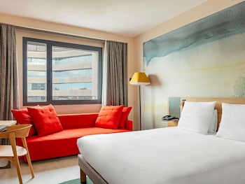 Premium Room, 1 Queen Bed