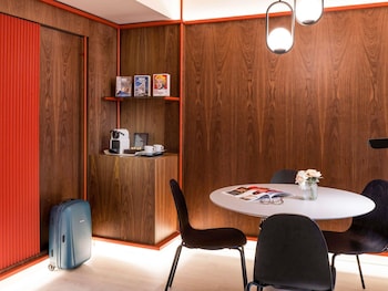Superior Room, 1 Double Bed with Sofa bed (Lounge)