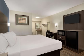 Room, 1 King Bed, Accessible