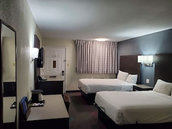 Double Room, 2 Double Beds