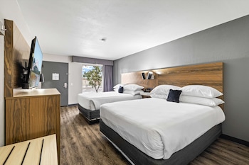 Premium Room, 2 Queen Beds, Non Smoking
