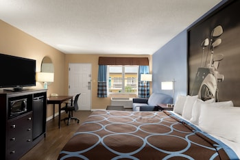 Deluxe Room, 1 King Bed, Non Smoking