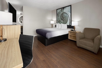 Room, 1 Queen Bed, Accessible, Non Smoking (Mobility/Hearing Impaired)