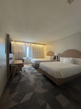 Standard Room, 2 Queen Beds