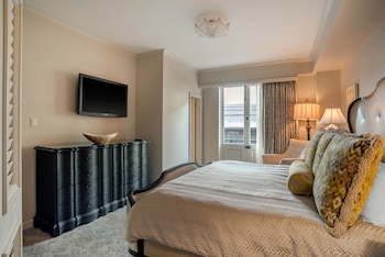 Luxury Suite, 1 King Bed (Pontchartrain)