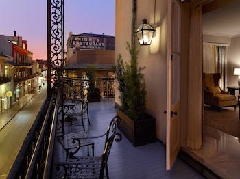 Luxury Suite, 1 King Bed (Pontchartrain)
