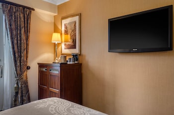 Room, 1 Queen Bed (Courtyard)