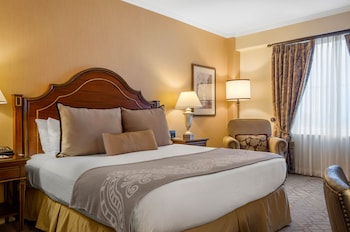 Premier Room, 1 King Bed