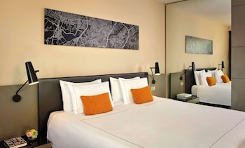 Junior Suite, 1 King Bed