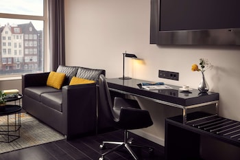 Junior Suite, 1 King Bed